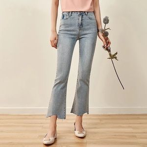 Flare blue ankle jeans size xs (waist 23-24)